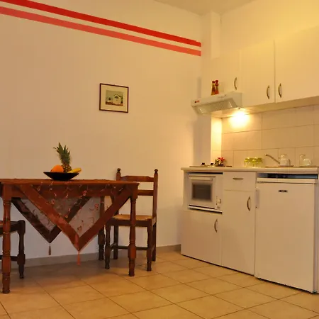 Lejlighedshotel Haris 3*