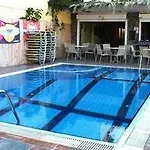 Haris Appart hôtel 3*