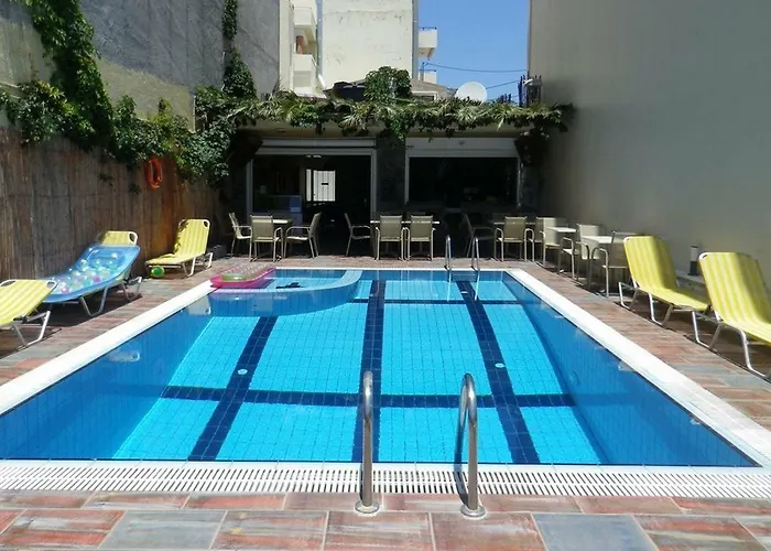 Haris Apartahotel 3*