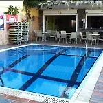 Haris 3* Hersonissos (Crete)