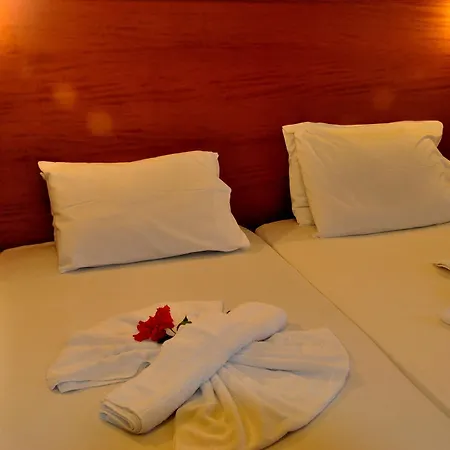 アパートホテル Haris