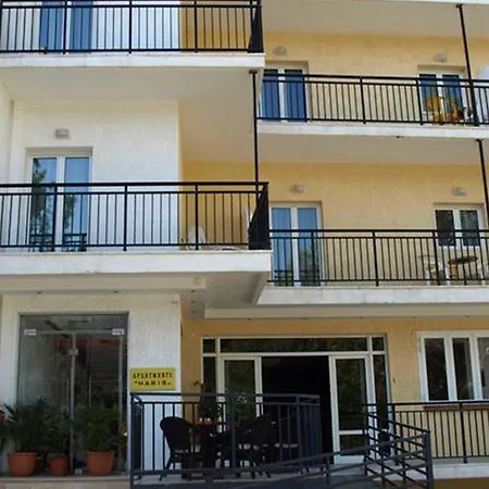 Haris アパートホテル ヘルソニソス