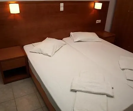 Haris Lägenhetshotell Hersonissos (Crete)
