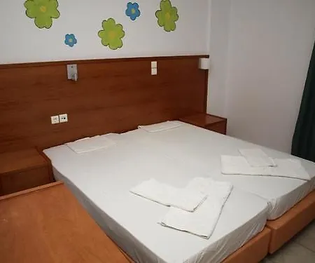 Haris Lägenhetshotell Hersonissos (Crete)