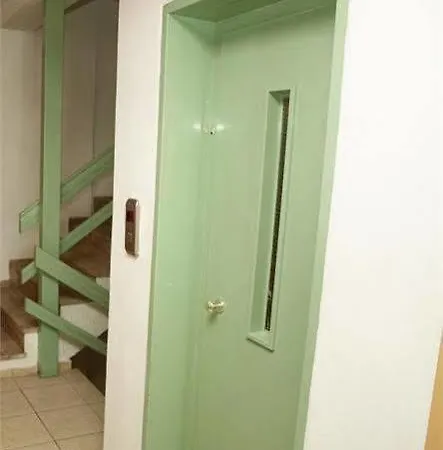 Haris Apartahotel 3*