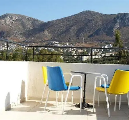 アパートホテル Haris 3*