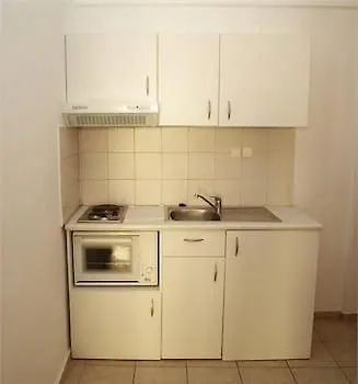 Haris מלון דירות הרסוניסוס