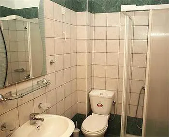 Haris מלון דירות הרסוניסוס