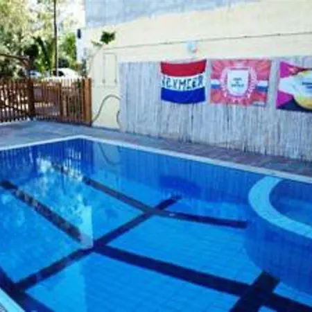 Haris Hotel de apartamente Hersonissos (Crete)